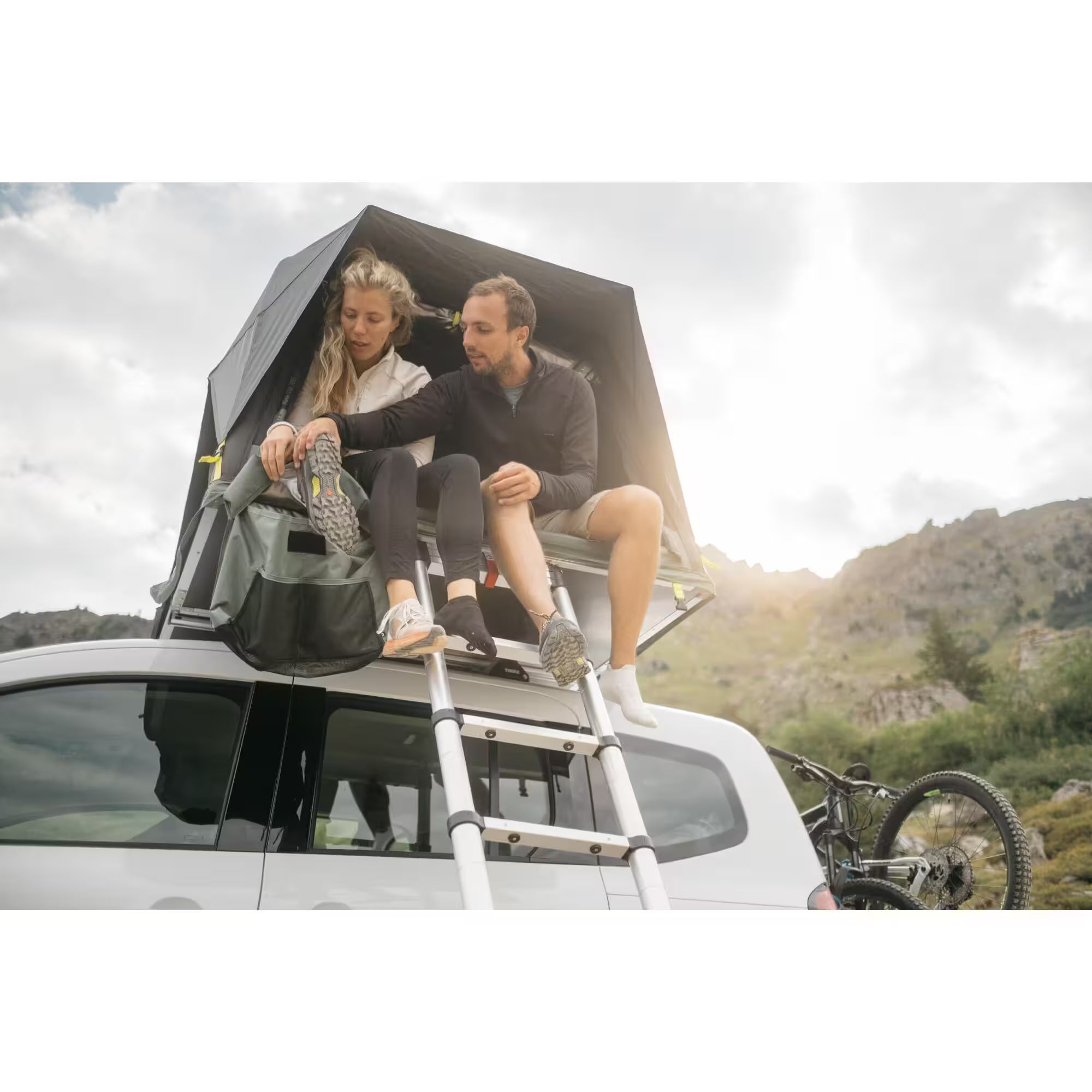 Quechua – Tente de toit gonflable MH900 Fresh&Black (2 personnes)